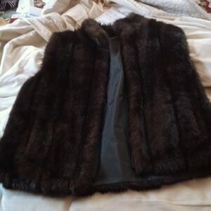 Fake fur reversible vest 10/12
